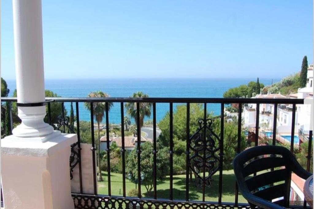 Apartamento Con Vistas Al Mar Nerja Luaran gambar