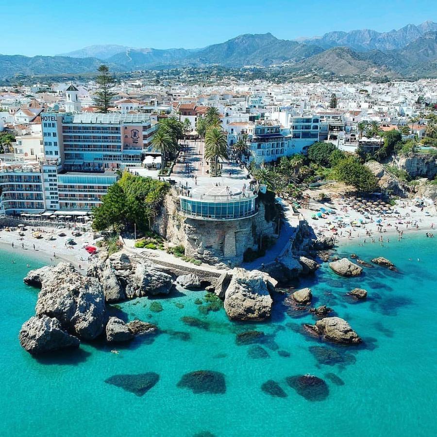 Apartamento Con Vistas Al Mar Nerja Luaran gambar
